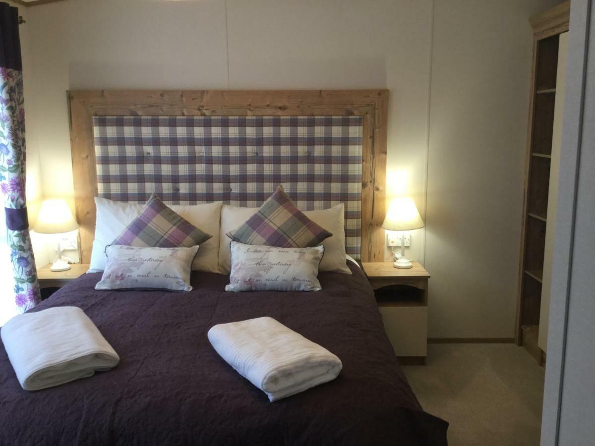 Dunroamin Lodge Aviemore Buitenkant foto